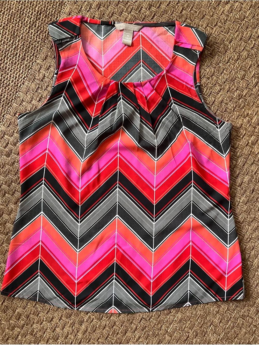Banana Republic Sleeveless Chevron Shell - Pink, Red, Black